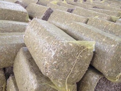 河北青储黄储 压缩草块干草 牛羊饲料 永林农业图4