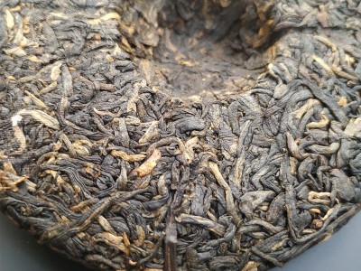 厂价批发云南红茶浓香型滇红茶红茶饼茶100克小饼 凤庆滇红茶图3