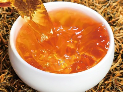 福建金骏眉高山红茶茶叶黄芽蜜香金骏眉茶叶批发散装金骏眉红茶图4