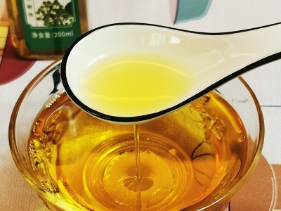 众信藤椒油四川汉源特产特麻小瓶家用200M凉拌菜家用图3