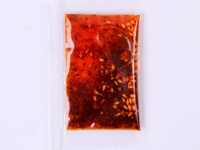 厂家批发蘸饺子拌面凉拌菜辣椒油水煮肉片炒菜调味料小包装辣椒油图4