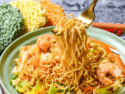 荞麦面非油炸方便面麻辣烫面条整箱蔬菜面鸡蛋面火锅面条 大量批发图3