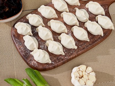 手工切馅大肚水饺 猪肉白菜水饺餐饮速冻水饺批发商用多种口味图2