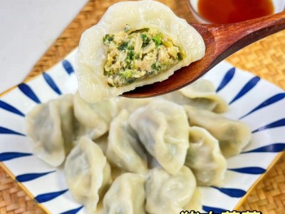 速冻饺子手工切馅荠菜鲜肉水饺早餐半成品水饺商用手工水饺图5