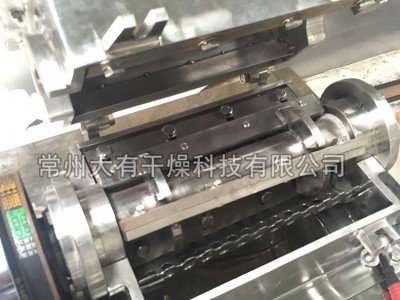 厂家供应陶瓷粗粉碎机 地黄粗碎设备 化工膏状物料粗粉机图2