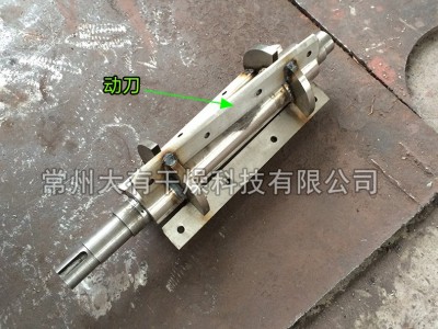 厂家供应陶瓷粗粉碎机 地黄粗碎设备 化工膏状物料粗粉机图4