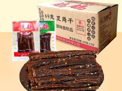 鸽鸽豆角干69g*60包豆干面筋小吃麻辣蒜香口味网红辣条休闲零食图2