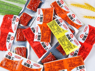 亲嘴烧辣条五毛钱的零食批发散称大辣片追剧好吃的小卖部零售食品图2