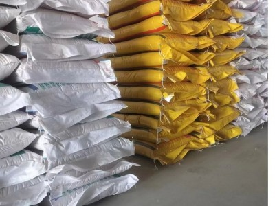 嘉 禾 牧 丰饲 料集 团供应4%妊娠母猪预混合饲料 产程快 产仔壮营养全面图5