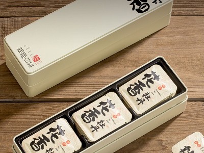 厂货通福鼎白茶正宗白牡丹茶饼干茶紧压花香白牡丹小方片茶 叶礼盒图2