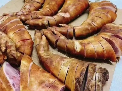 重庆特产柴火烟熏腊猪蹄子风干腊肉腊猪脚杆猪腿整只图2