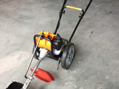 厂家批发精品手推割草机家用汽油二冲程圆盘小型松土除草机打草机图3