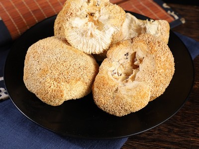云南猴头菇干货新货无熏硫山珍菌菇食用农产品煲汤猴头菇厂地批发图3