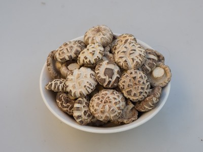 厂家直销春载一级白花菇干货冬菇干货批发图5