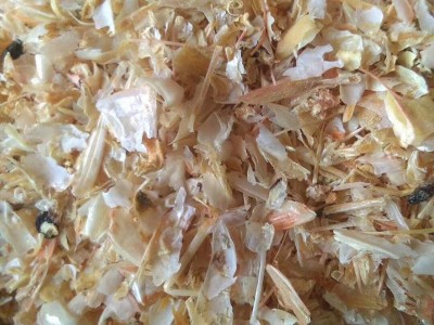 厂家供应 饲料级对虾壳 虾糠 现货充足 腥味好图4
