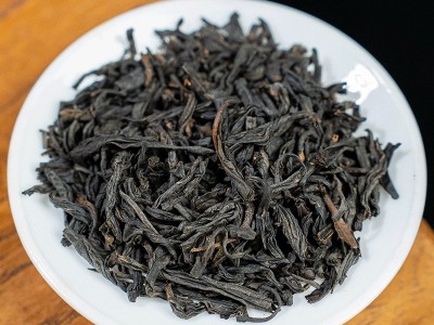 武夷山正山小种红茶礼盒装金骏眉茶叶高档礼盒过节送礼茶叶批发图3