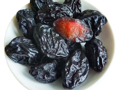 西梅干不加糖新疆特产自然风干零食精品大果散装袋装250g果脯果干图5