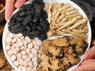 工厂直销桃红四物汤料包批发 白芍川芎当归地黄组合煲汤料包代发图4