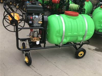 160L300L喷雾洒水打药机 手推高压喷雾器 蔬菜拉管式喷雾器打药车图3