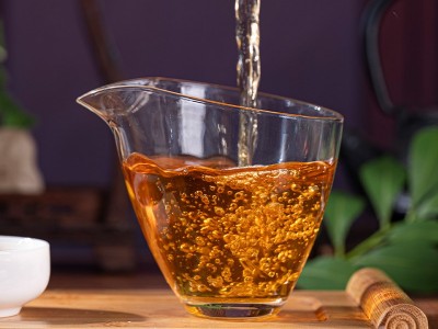云南凤庆滇红大金针批发源产地直发金针蜜芽滇红散茶云南红茶现货图3