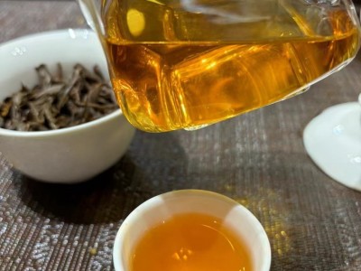 云南古树野生红茶500g散装批发花果蜜香凤庆野生古树晒红山野红茶图2