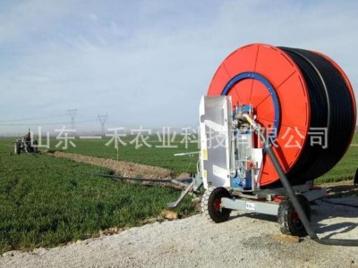 移动自走卷盘式喷灌机绞盘浇地定制30米桁架75-300水涡轮电回收图4