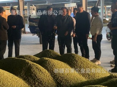 【新疆原产地葡萄干散货】19.8斤绿黄红黑加仑干产地发货无核无籽图2