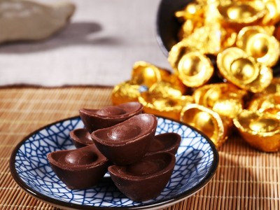 肯莱芙巧克力元宝金币花生足球5斤散装烘焙蛋糕装饰黑巧金条批发图2