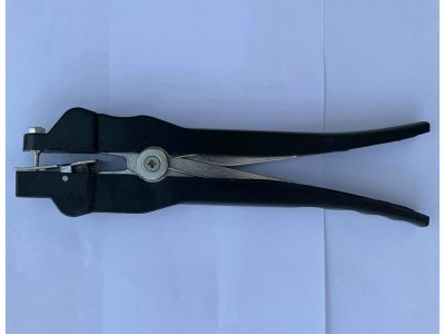 厂家批发猪牛羊用耳标钳 兽用耳孔钳耳号钳 动物耳标钳图5