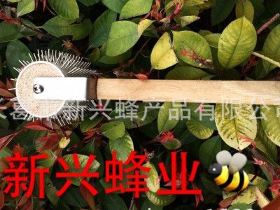 供应蜂胶滚轮 木滚轮 塑料滚轮蜂具厂家批发图4